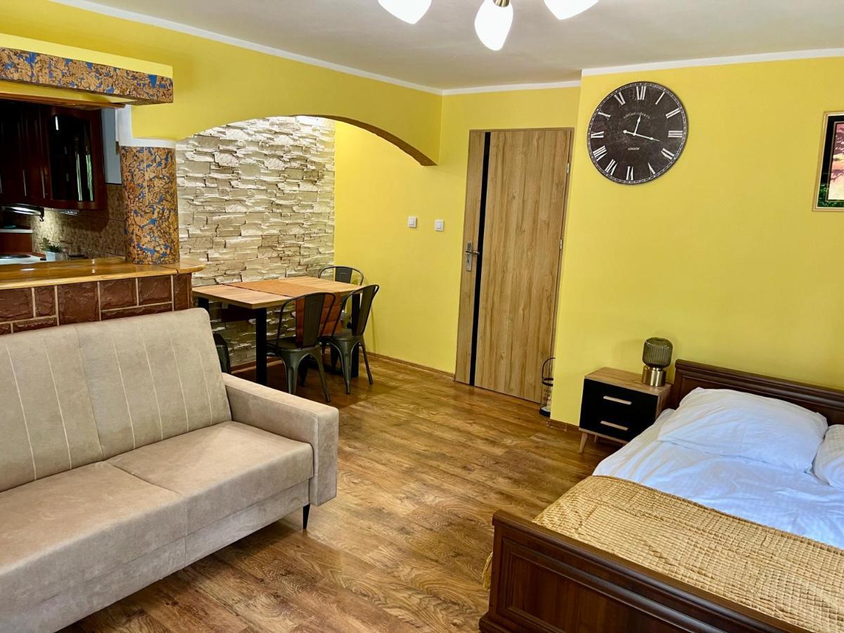 Zacisze Na Podzamczu Apartment Odrzykon Екстериор снимка